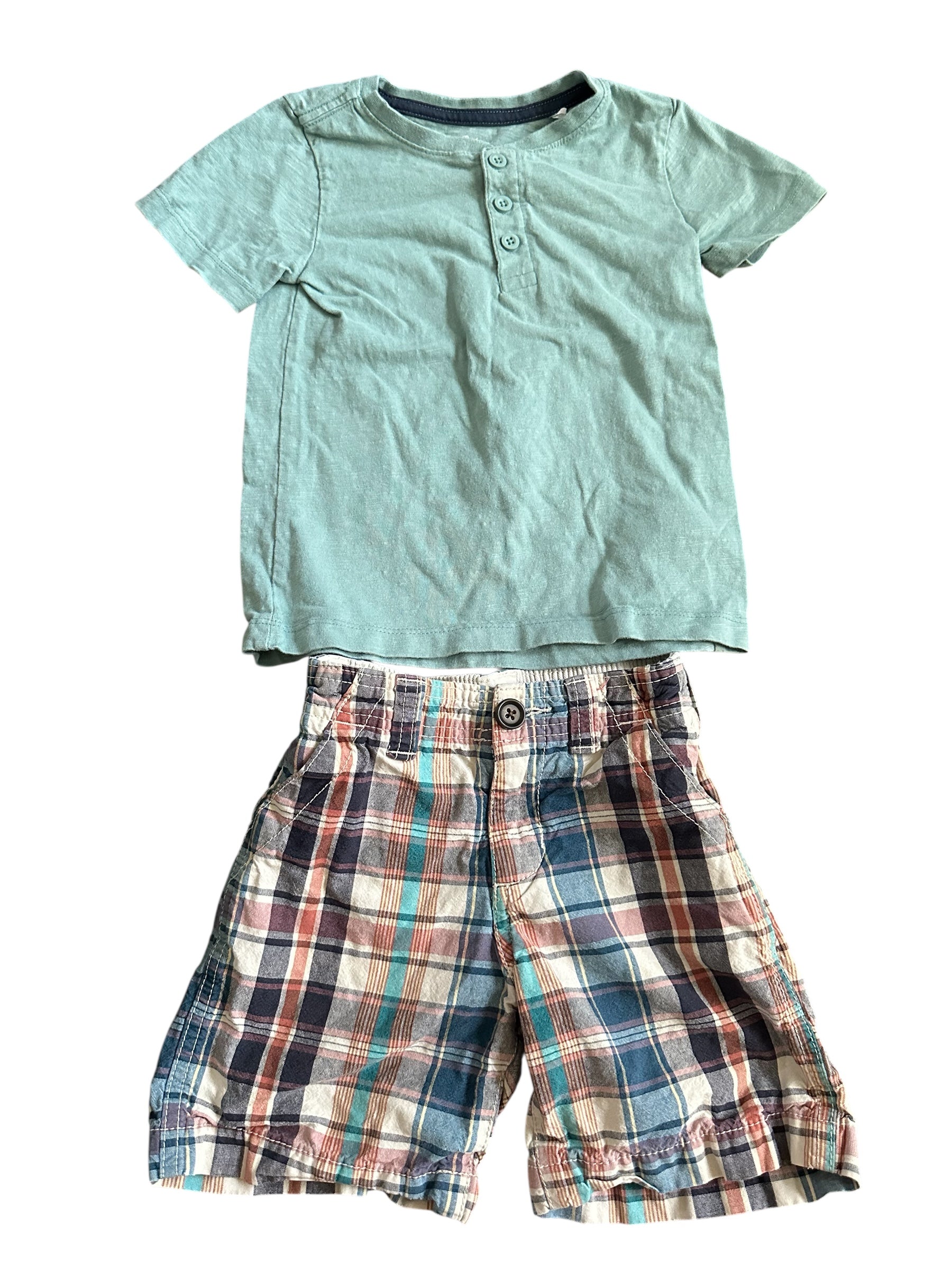 Shirt + Plaid Shorts Set (4T)