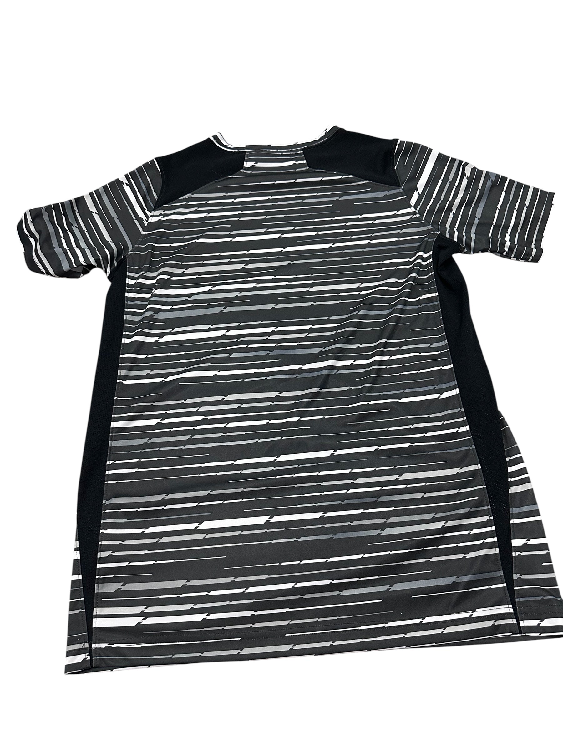 Nike Dri-Fit Shirt (XL)